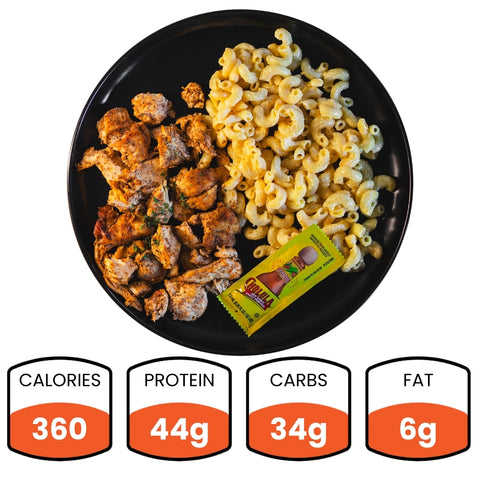 Buffalo Mac N Chicken: grilled chicken breast and macaroni pasta with seasoning. Nutrition: 360 calories, 44g protein, 34g carbs, 6g fat. Perfect for meal prep.